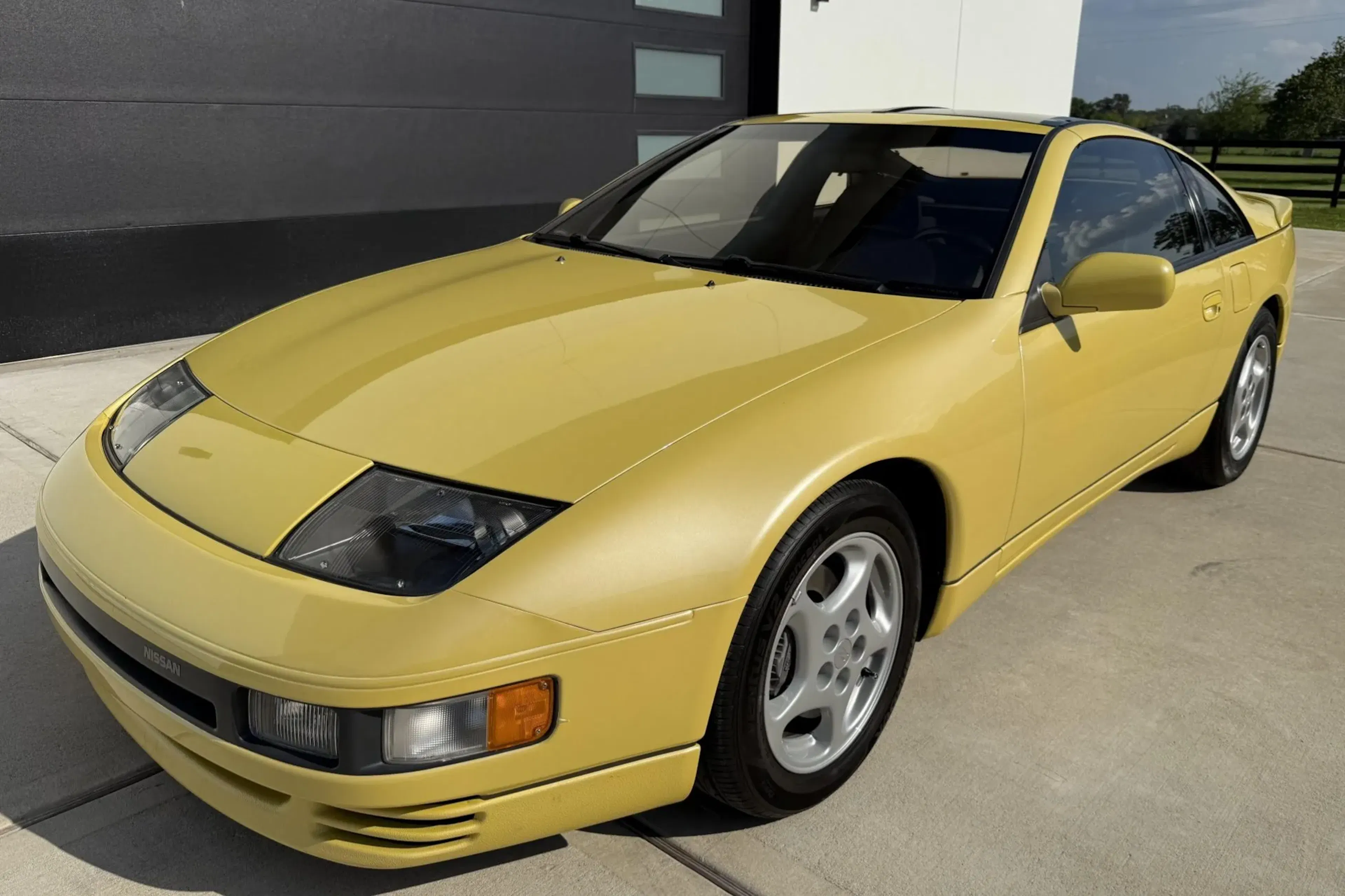 1990 Nissan 300ZX VIN JN1CZ24AXLX001575 | Hagerty Valuation Tools®